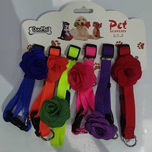 Collar con rosa nylon