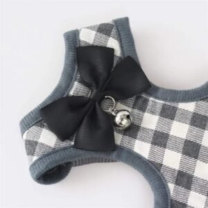 Pechera tipo chaleco con correa ajustable