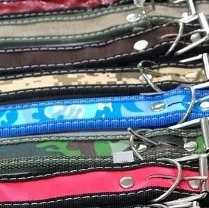 Collar de nylon reforzado